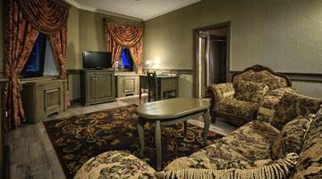 Фото номера Стандартный двухместный люкс с 1 кроватью Отель Boutique Hotel Traditional г. Нур-Султан 8