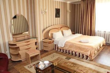 Фото номера Люкс Отель Zhassybi Hotel г. Нур-Султан 9