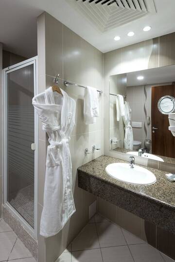 Фото номера Стандартный двухместный номер с 1 кроватью Отель Hotel Duman г. Нур-Султан 4