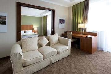 Фото номера Двухместный номер Делюкс с 1 кроватью Отель Hotel Duman г. Нур-Султан 6