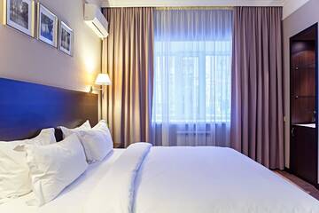 Фото номера Полулюкс Отель Red Village Hotel г. Нур-Султан 2