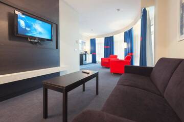 Фото номера Люкс с 1 спальней Отель Park Inn by Radisson Hotel Astana г. Нур-Султан 5