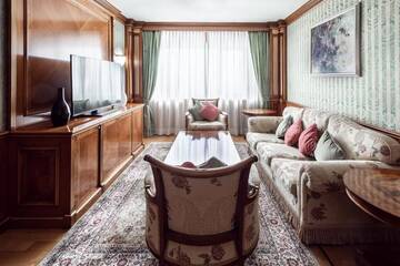 Фото номера Королевский люкс Отель Radisson Hotel Astana г. Нур-Султан 6