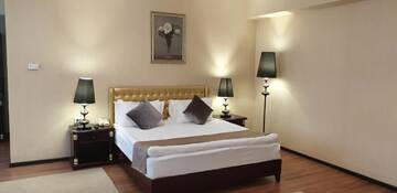 Фото номера Люкс Отель Royal Park Hotel &amp; SPA г. Нур-Султан 3