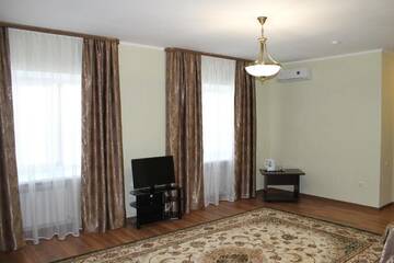 Фото номера Семейный номер Отель Sultan Beibarys г. Нур-Султан 7