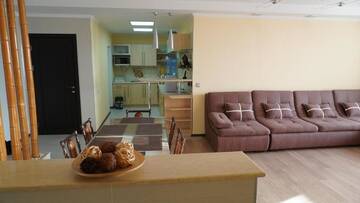 Фото номера Апартаменты с 2 спальнями Апартаменты Sunrise Apartments Triumph г. Нур-Султан 39